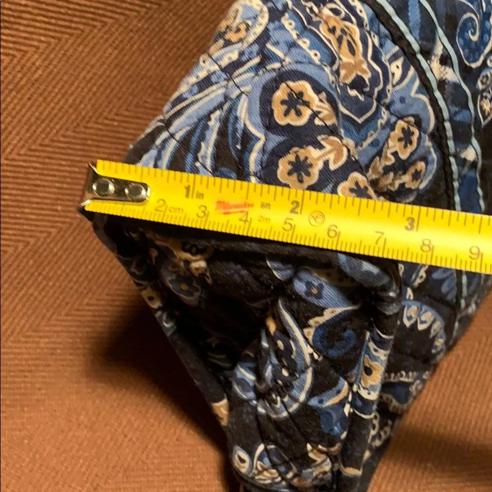 Vera Bradley never used